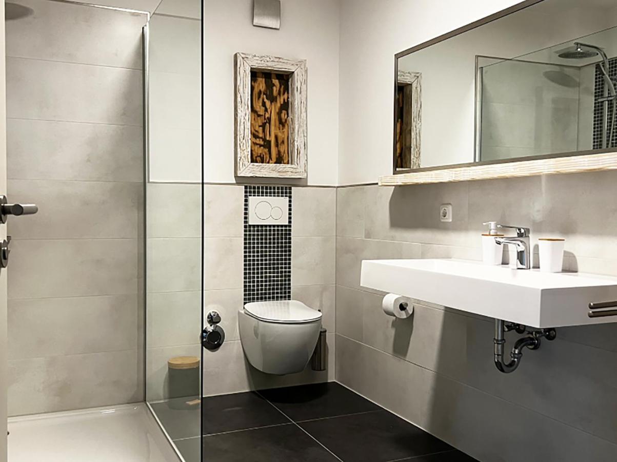 Mg-Quartier Hostel Mönchengladbach Extérieur photo