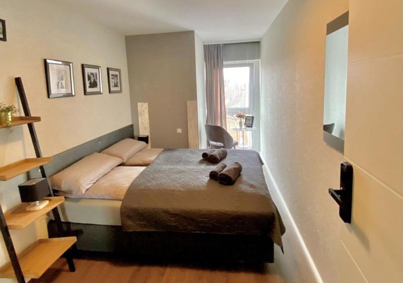Mg-Quartier Hostel Mönchengladbach Extérieur photo